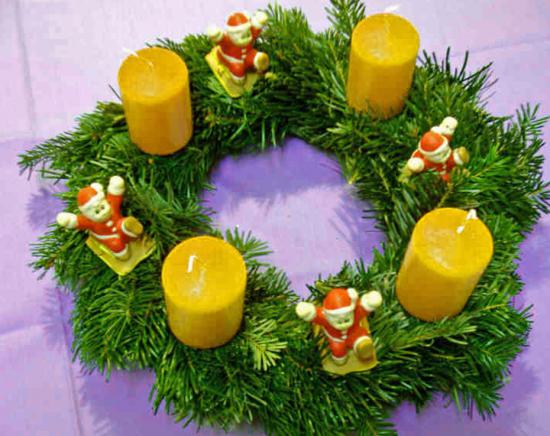 adventný veniec z viacerých druhov ihličia adventný veniec z viacerých druhov ihličia